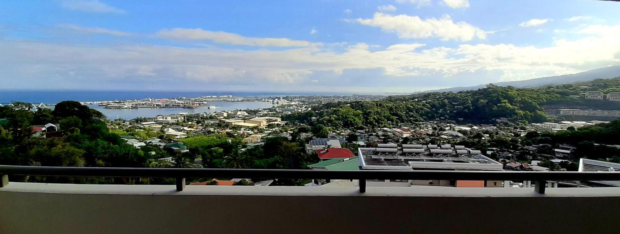 Stay In Tahiti- Bel F3 Moderne Avec Magnifique Vue Panoramique Sur Papeete Papeete  Exterior foto